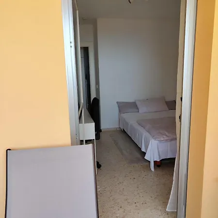 Apartment Aussicht Und Garage Gute Lage Geraeumig *